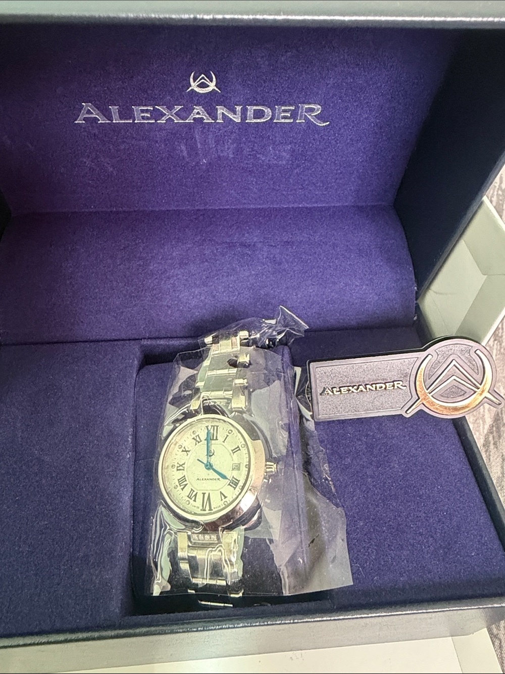 Alexander monarch Women's Silver Bracelet Watch with Cream Dial
